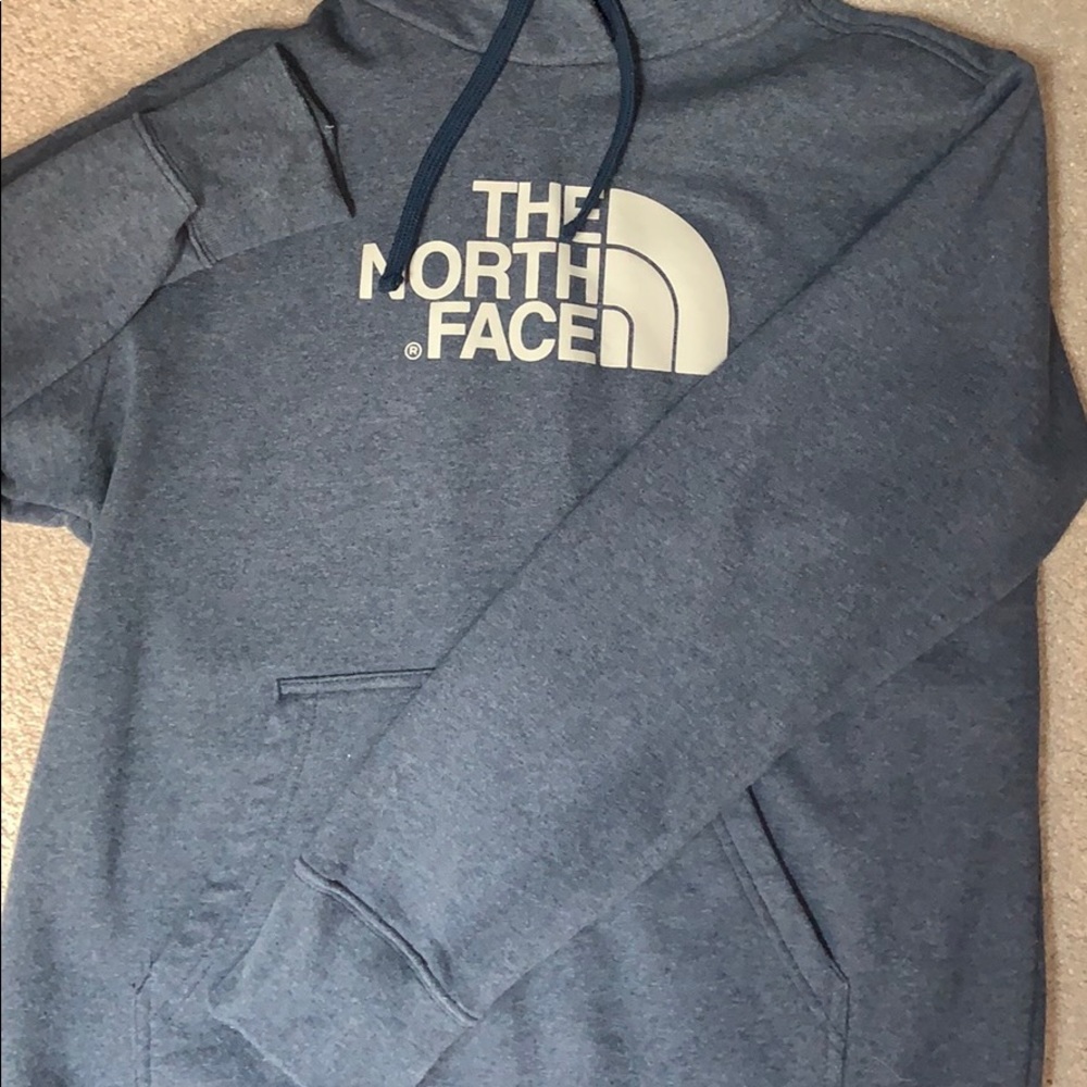 Men’s North Face hoodie
